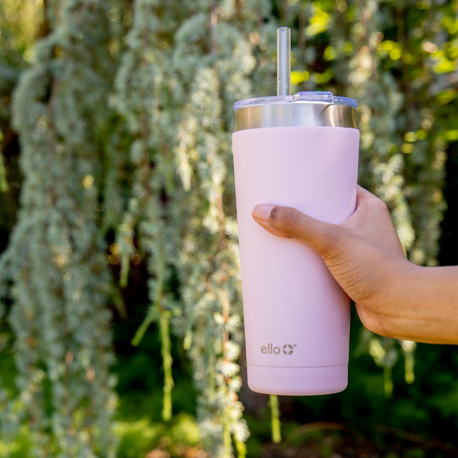 beacon_pink_cashmere_lifestyle.jpg