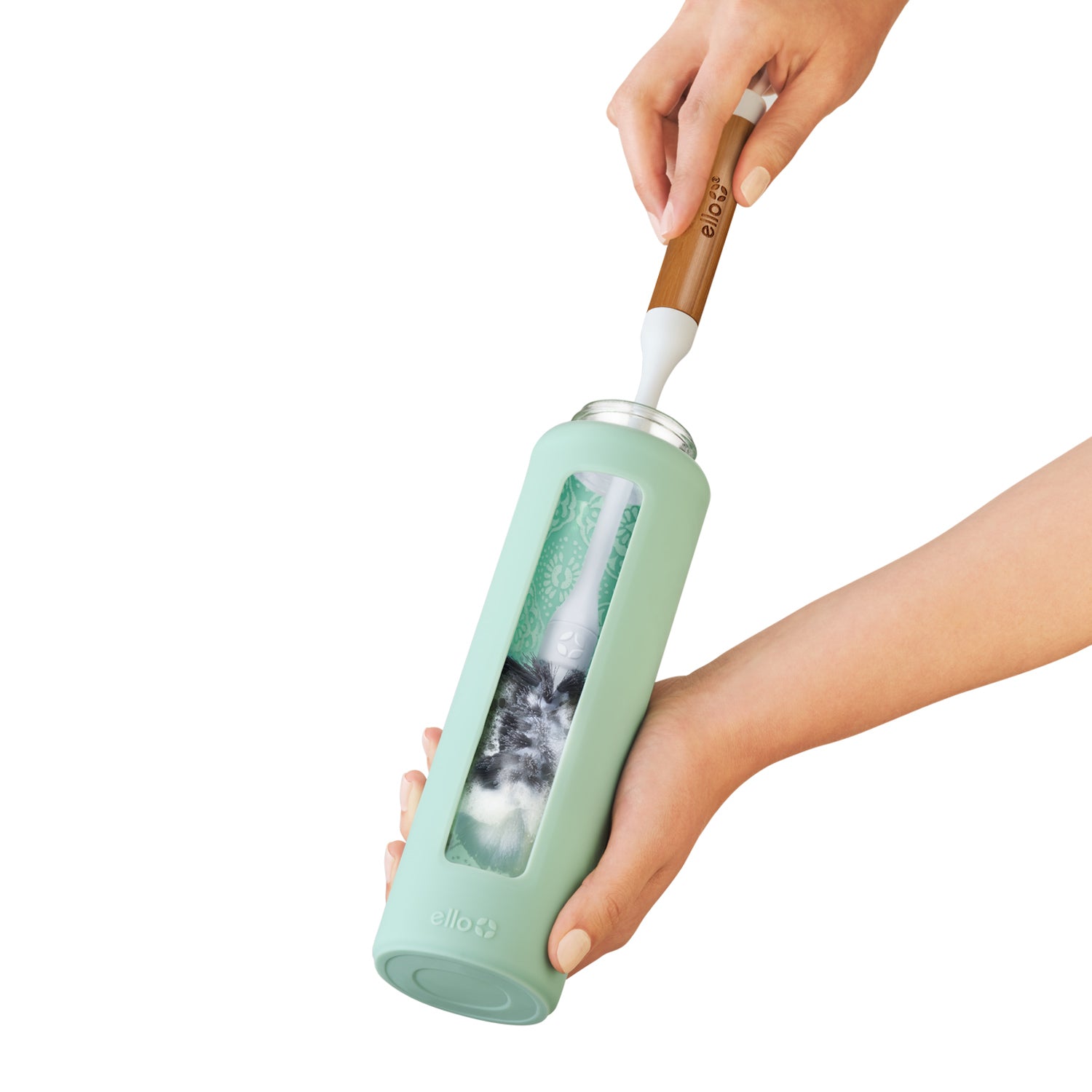 bottle_cleaning_brush_83e3ac06-7d2e-441a-8587-136890dccdc2.jpg